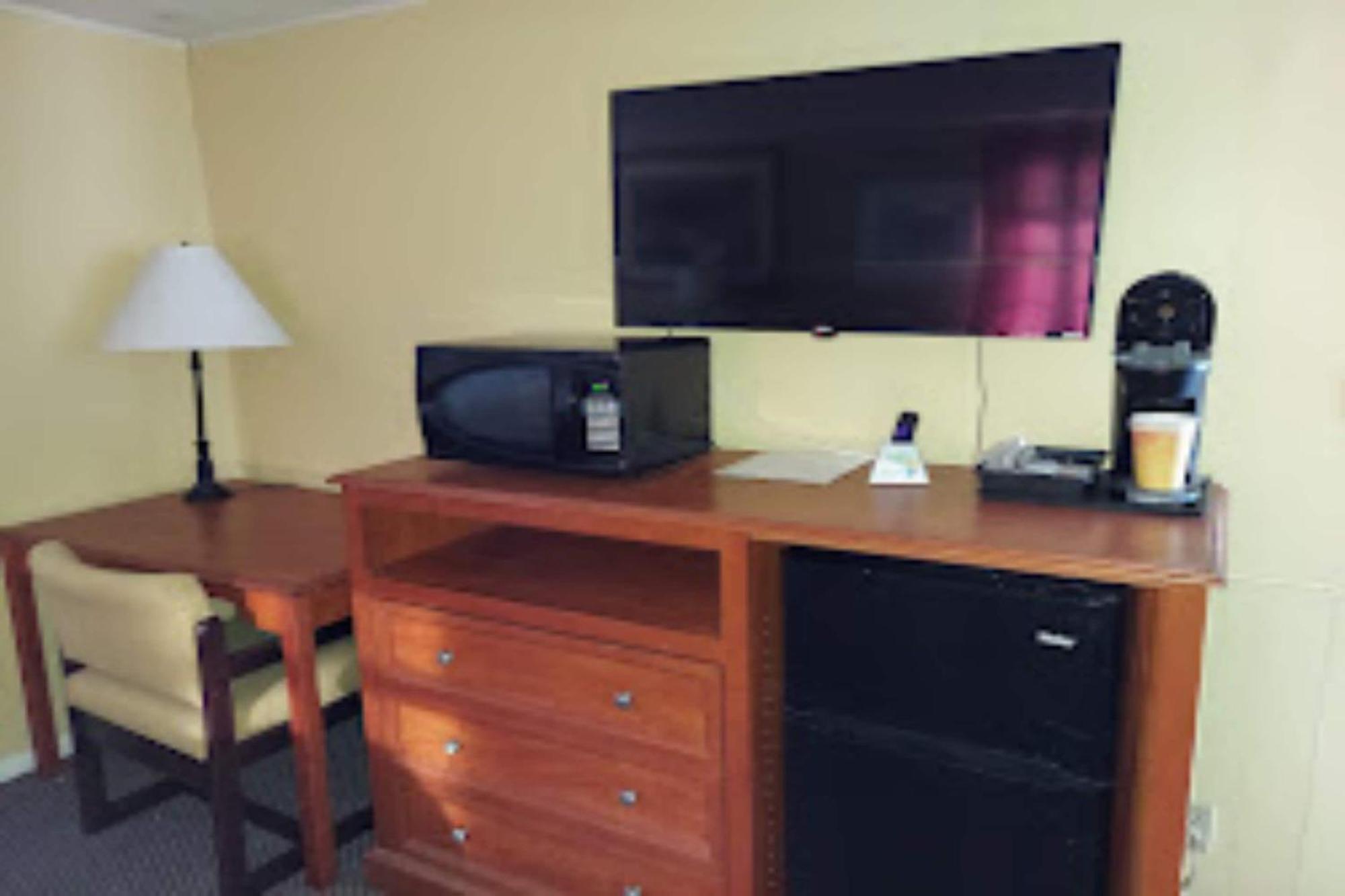 Colonial Inn Extended Stay By Oyo New Ulm Εξωτερικό φωτογραφία